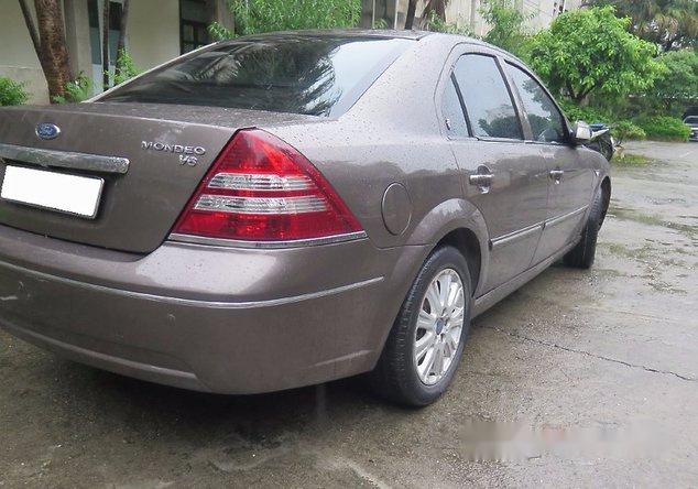 Ford Mondeo V6 2005 - Bán Ford Mondeo V6 2005, màu nâu chính chủ giá cạnh tranh