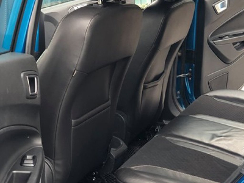 Bán Ford Fiesta đời 2015, màu xanh lam, chính chủ