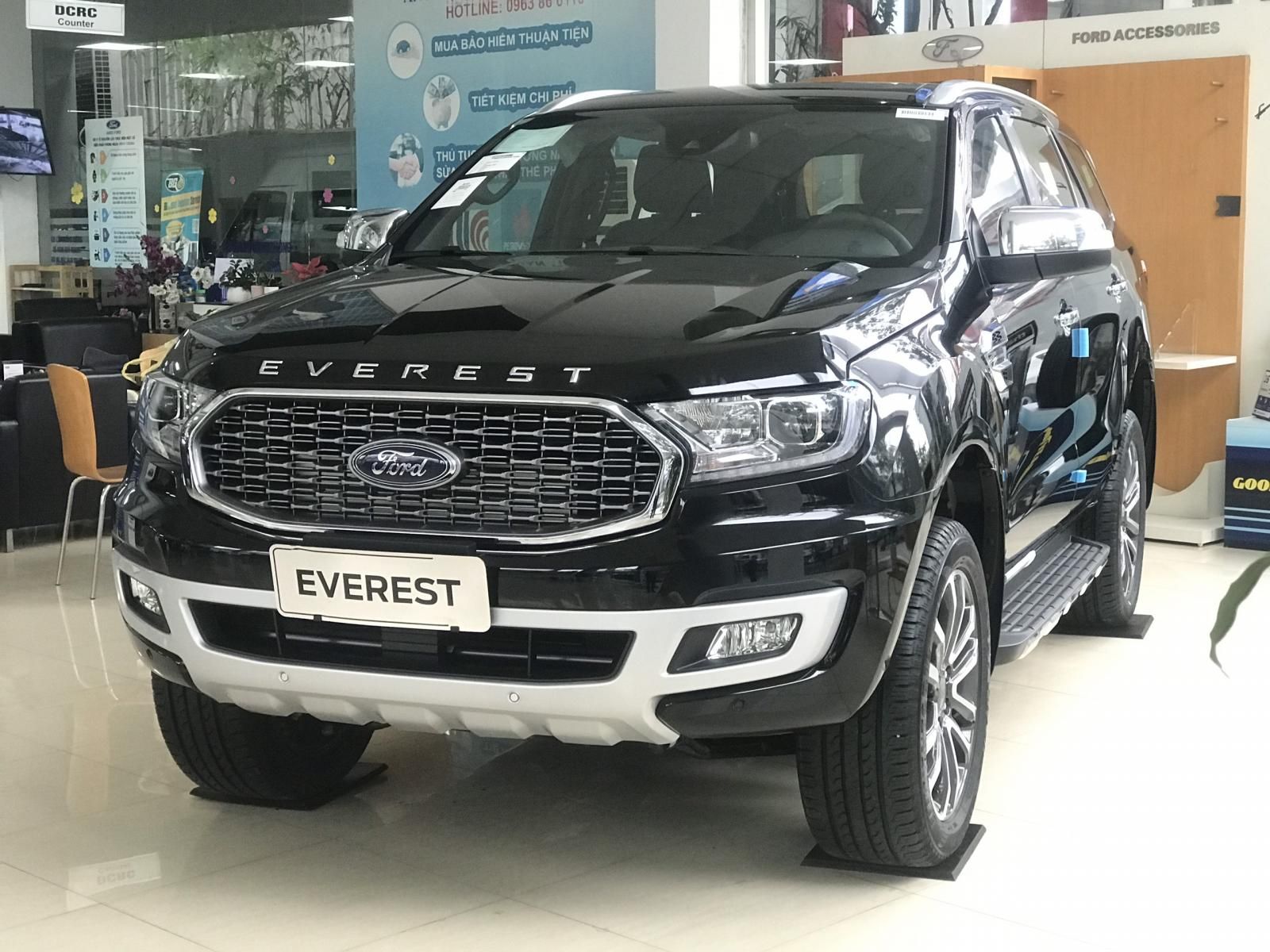 Ford Thanh Hóa bán ưu đãi Ford Everest Titanium 2.0 AT Biturbo 2022, giá tốt nhất miền Bắc. Sẵn xe giao, vay 80%