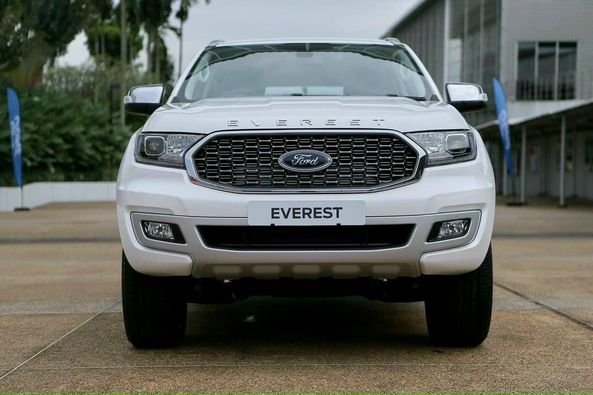 Bán Ford Everest năm 2022, màu trắng