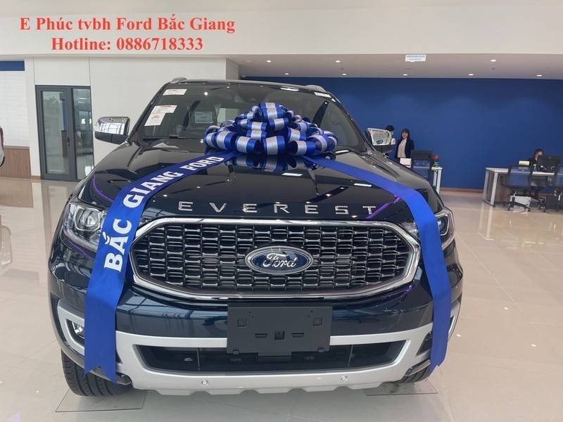 Ford Everest 2022 - Màu xanh lam, xe nhập