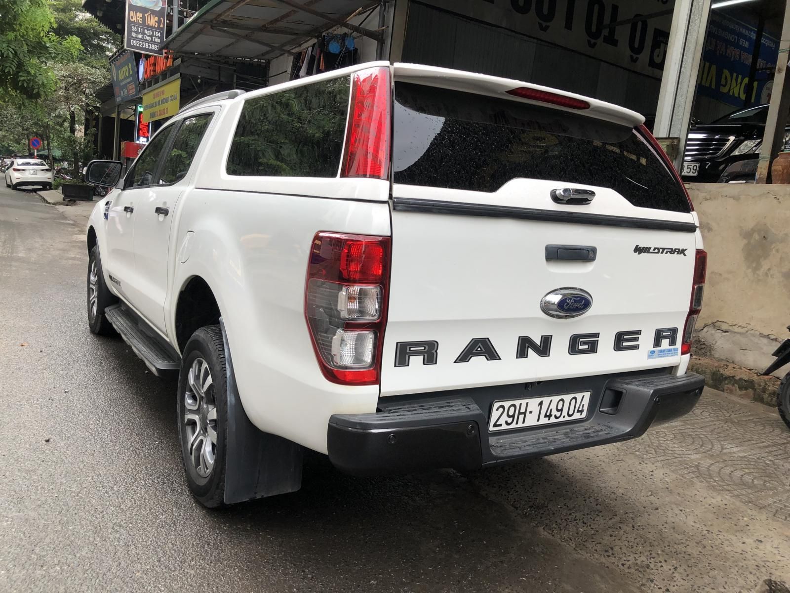 Ford Ranger 2019 - Màu trắng, giá 729tr