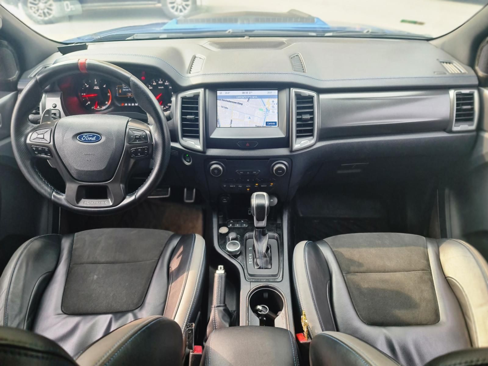 Ford Ranger Raptor 2019 - Đăng ký 2020 - Xe chạy 3v2 km, quá mới - Xe đã độ rất nhiều đồ chơi, cam 360, hắt kính HUD, lắp thùng