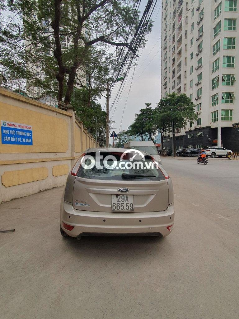 Ford Club wagon Bán xe forcus đời 2012 chính chủ, hơn 6 vạn km 2012 - Bán xe forcus đời 2012 chính chủ, hơn 6 vạn km