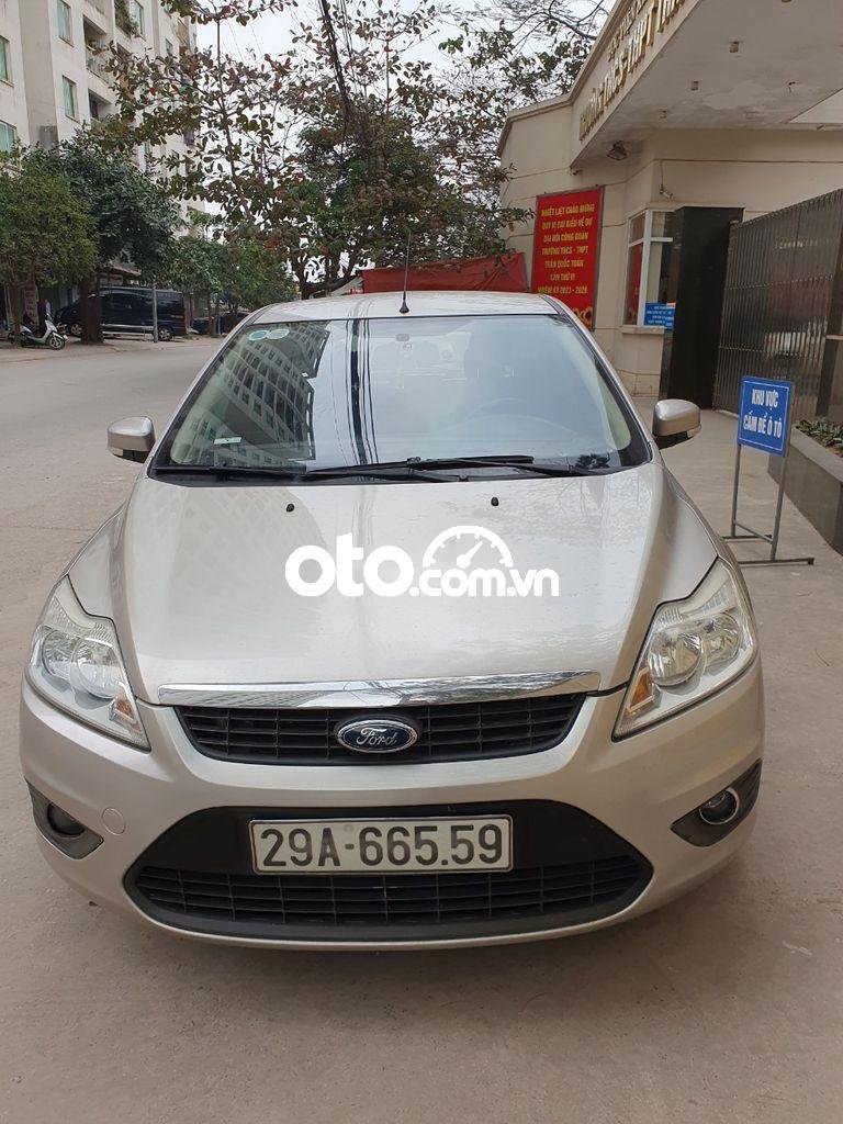 Ford Club wagon Bán xe forcus đời 2012 chính chủ, hơn 6 vạn km 2012 - Bán xe forcus đời 2012 chính chủ, hơn 6 vạn km