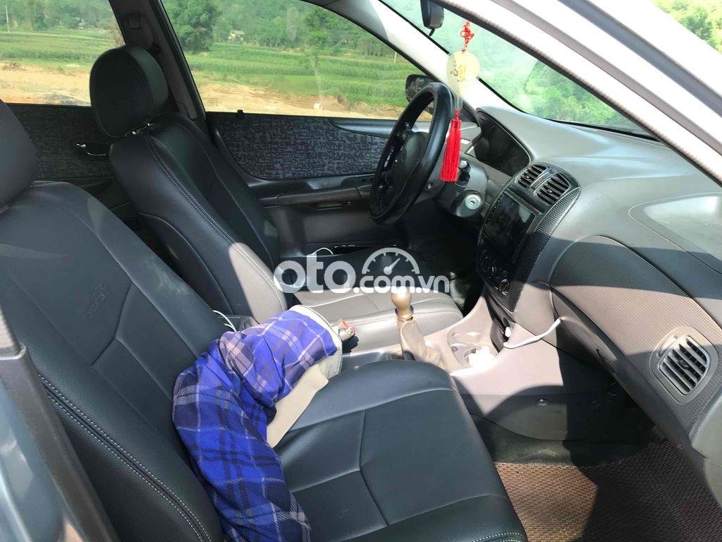 Ford Laser xe về chỉ việc đổ xăng! 2000 - xe về chỉ việc đổ xăng!