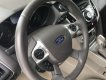 Ford Focus  2.0 AT  2015 - Cần bán gấp Ford Focus 2.0 AT đời 2015, màu xám