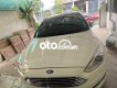 Ford Focus ket tiền nên ra đi e nó 2019 - ket tiền nên ra đi e nó