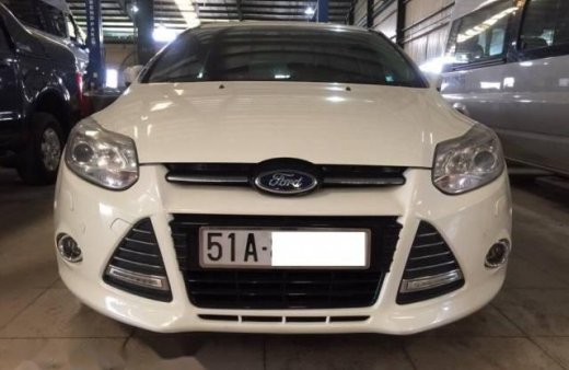 Ford Focus   S 2014 - Bán Ford Focus S đời 2014, màu trắng