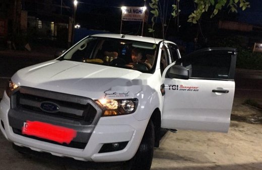 Ford Ranger    2018 - Cần bán lại xe Ford Ranger 2018, màu trắng, nhập khẩu nguyên chiếc, giá chỉ 530 triệu