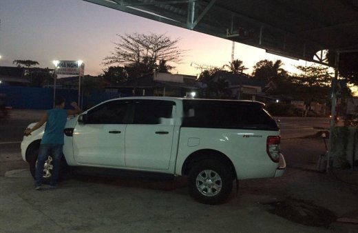 Ford Ranger    2018 - Cần bán lại xe Ford Ranger 2018, màu trắng, nhập khẩu nguyên chiếc, giá chỉ 530 triệu