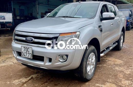 Ford Ranger XLT 2014 - Cần bán lại xe Ford Ranger XLT đời 2014, màu bạc, nhập khẩu, 440 triệu