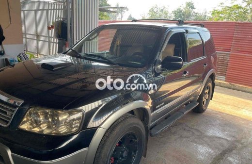 Ford Escape Nhu cầu lên xe 7 chổ nên cho ẻm ra đi 2005 - Nhu cầu lên xe 7 chổ nên cho ẻm ra đi
